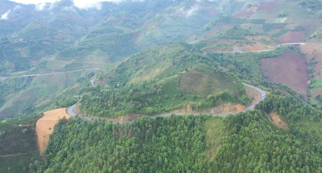 The historical Pha Din Pass