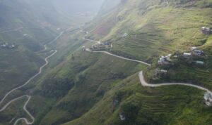 Ma Pi Leng Pass